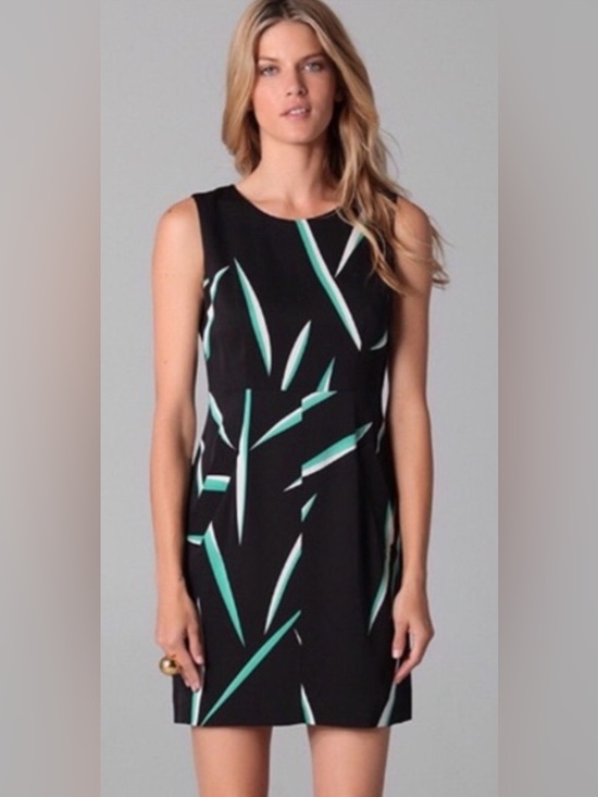 Diane Von Furstenberg Dresses & Skirts - BNWT Diane von Furstenberg Carpreena Silk Back Zip Dress 14 ⭐️HOST PICK!⭐️